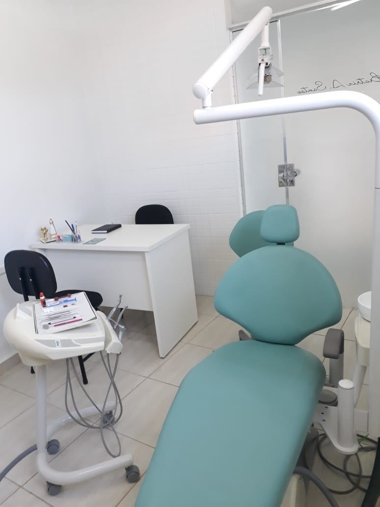 Beatriz Santos - Cirurgiã Dentista