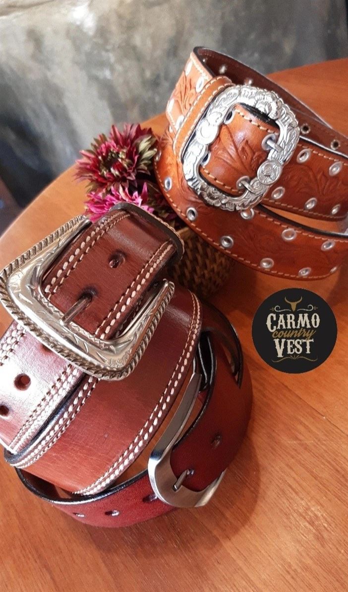 Aquele Cinto ajeitado em Couro não pode faltar!! 
➡️Últimas unidades!

#carmocountryvest #loja #lojacountry #lojawestern #cowboy #cowgirl #sertanejo #agro #rodeio #cavalgada #rustico #madeinroca #countrystyle #countrylife #camisaflanelada #camisaflanela #moletonmasculino #moleton #bonecountry  #camisacountry #lookcountry #camisetacountryfeminina #carteiracouro #carteiramasculina #camisaxadrezfeminina #camisaxadrez #camisawestern #modacountryfeminina #modacountrymasculina