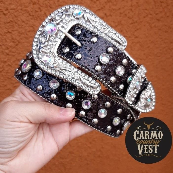 Cinto com Pedraria e Strass. Um show de Estilo no seu Look!!!

