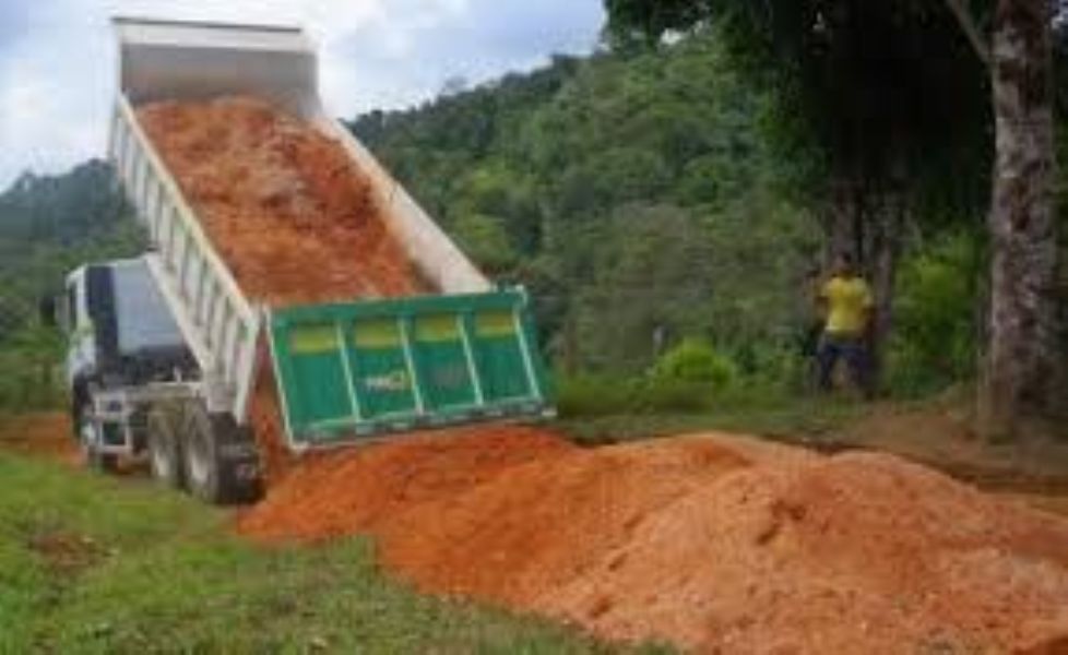 Sérgio Terraplanagem - Escavações e Locação em Geral - Franca SP